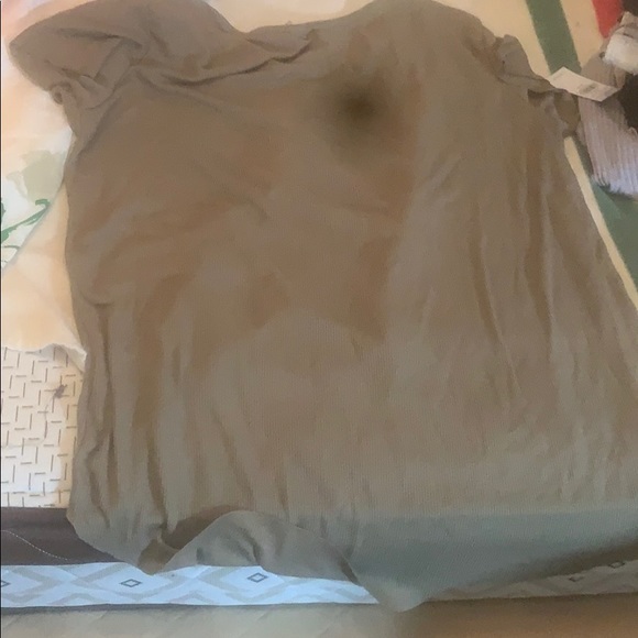 Green T-shirt - Picture 2 of 2